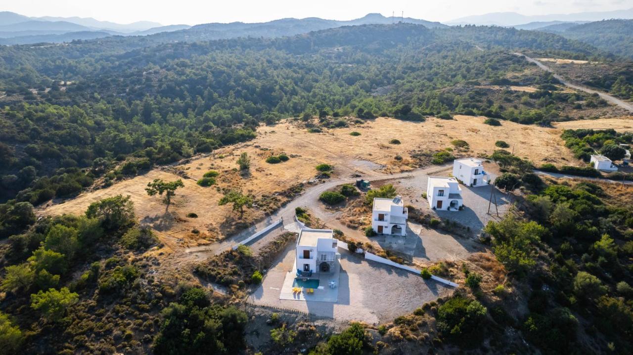 Ciel Blue Villas Киотари Екстериор снимка