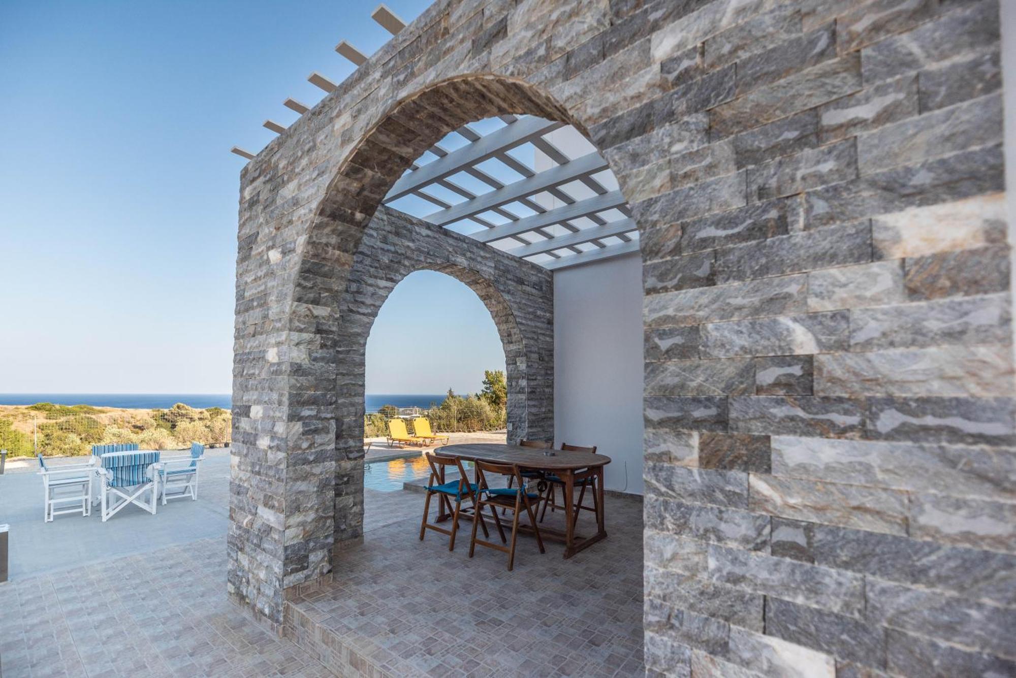 Ciel Blue Villas Киотари Екстериор снимка