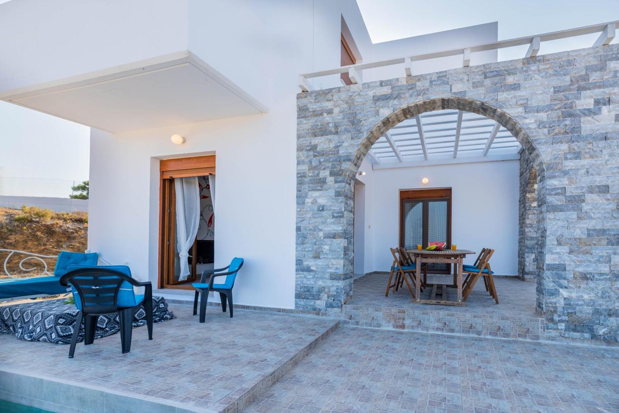 Ciel Blue Villas Киотари Екстериор снимка
